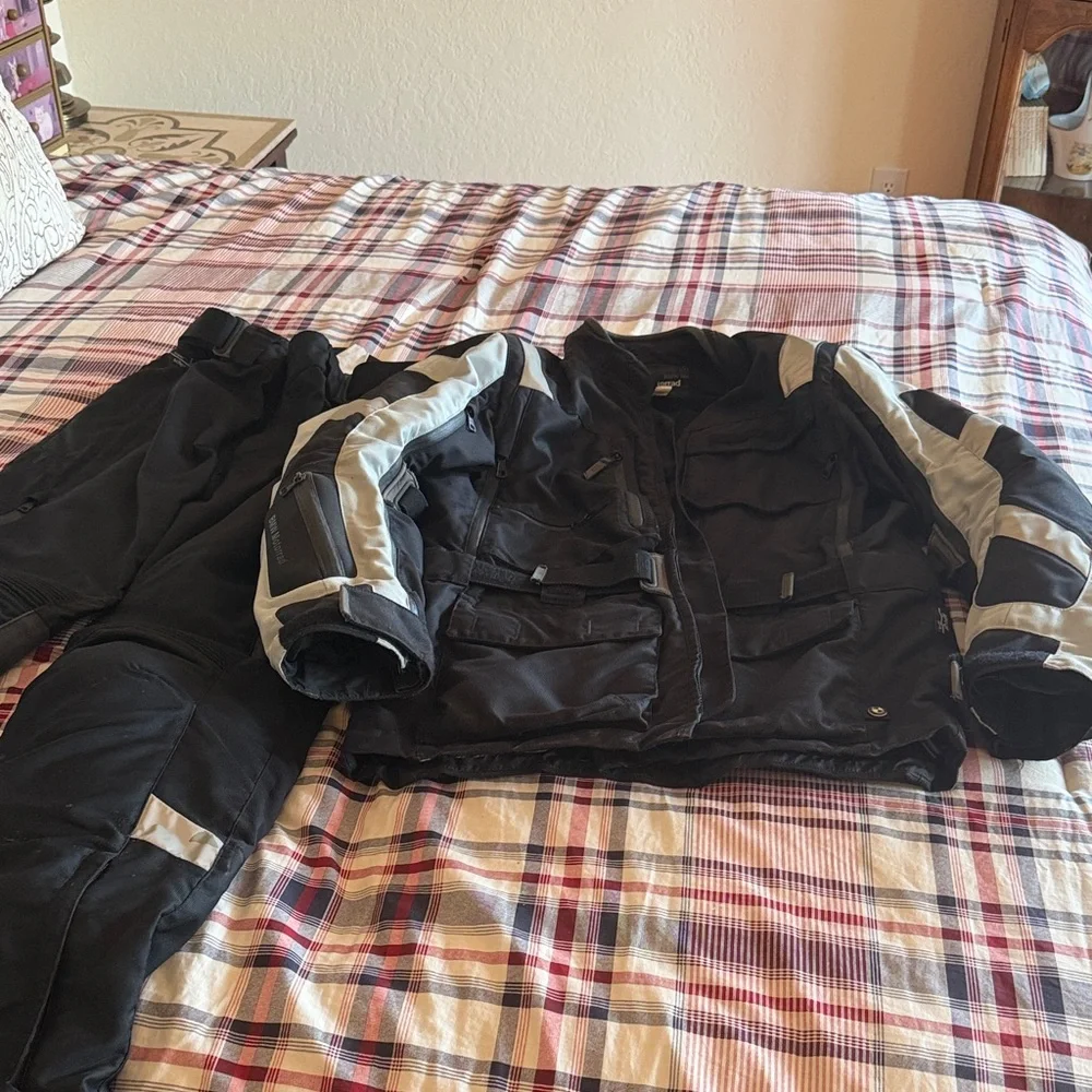 BMW Men's Black Motorcycle Jacket with Reflective Panels - Picture 1 of 7